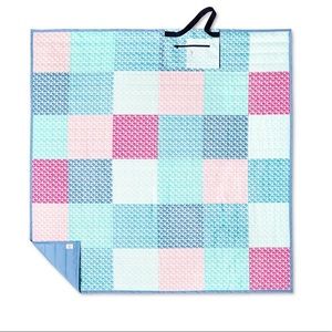 Vineyard Vines Patchwork Whale Outdoor Blanket